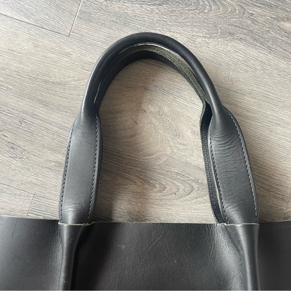 Oliveve Maggie Leather Tassel Tote - Picture 6 of 13